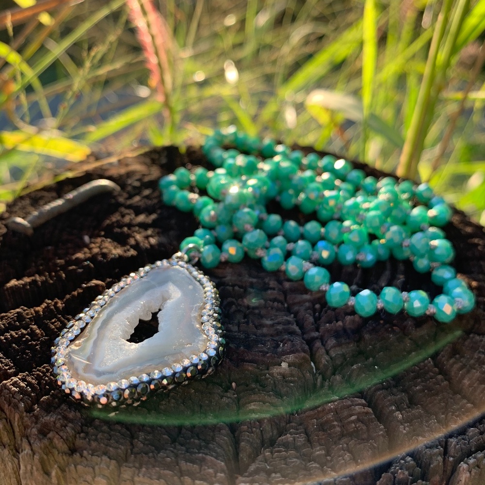 🎉HP🎉Beautiful sliced Agate Geode Necklace | JG Jewels - Picture 11 of 13